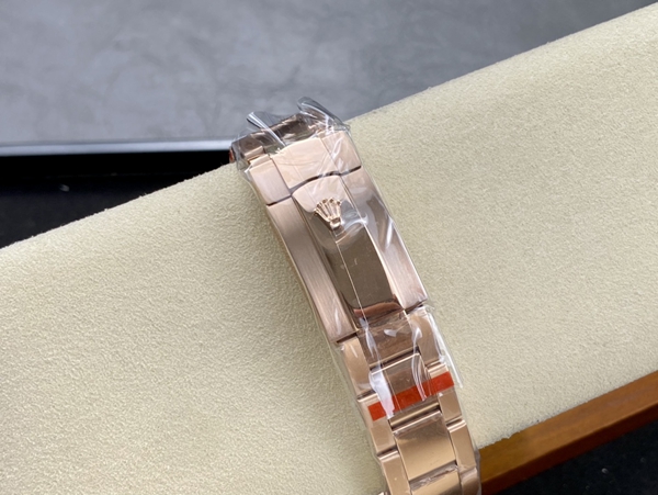 激安ロレックス着用イメージ